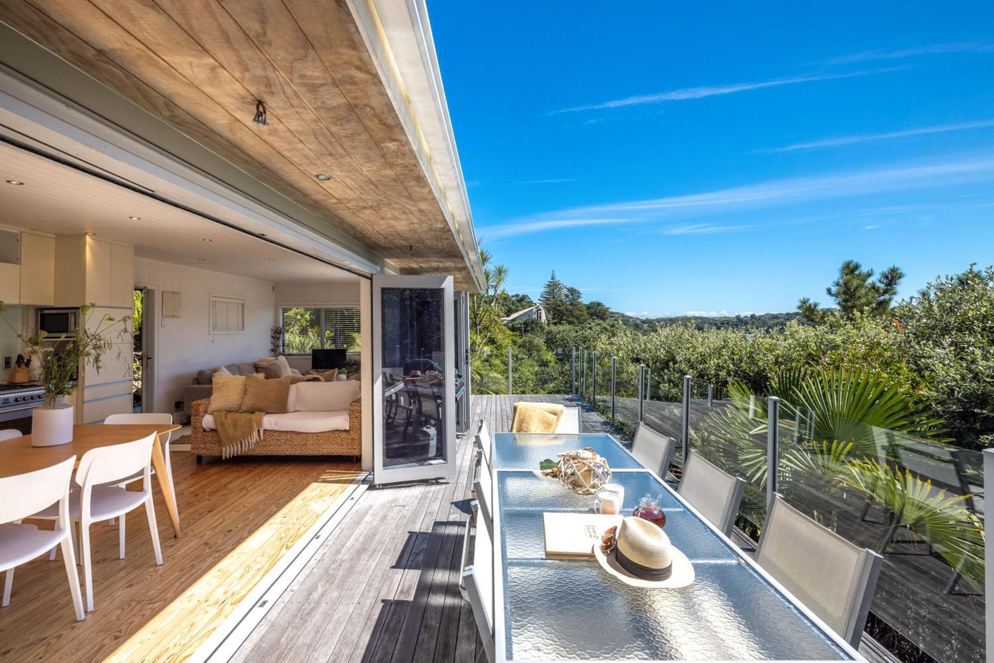 Tawa Cottage - Coast & Country Oneroa Exteriér fotografie
